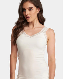 Iconic Cami with Shelf Bra Chantilly
