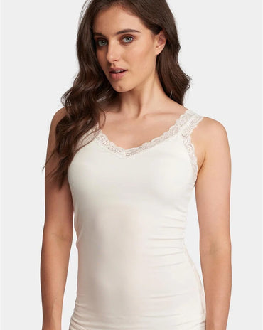 Iconic Cami with Shelf Bra Chantilly