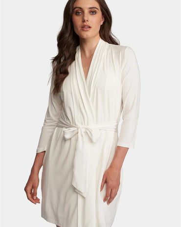 Iconic Robe Chanitlly