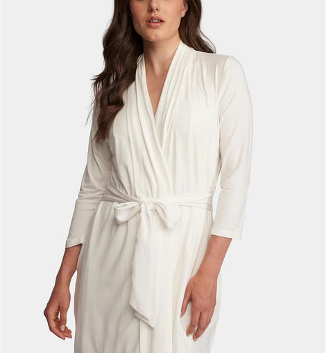 Iconic Robe Chanitlly