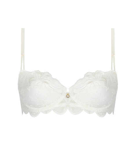 BELLISSIME AMOUR  Demi Cup